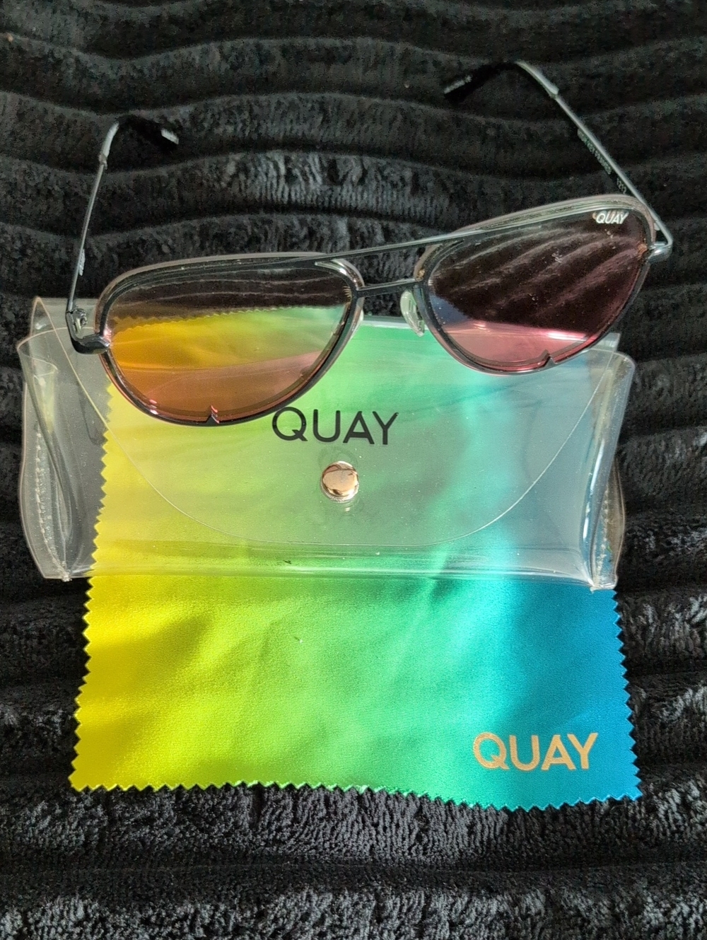 Quay Australia Blue Green Mirrored Rimless Sunglasses